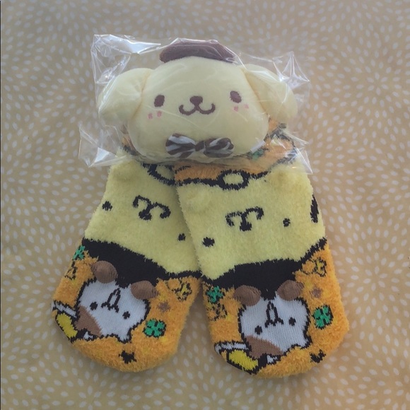 Sanrio Other - Pompompurin Socks & Keychain Bundle!